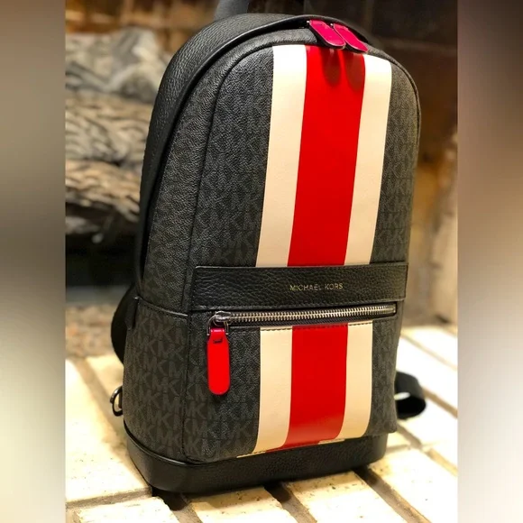 💥Moving to @the_bag_guy💥Michael Kors - Mason Varsity Stripe Sling Pack - Picture 2 of 16
